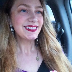 Meet your Posher, Sharon